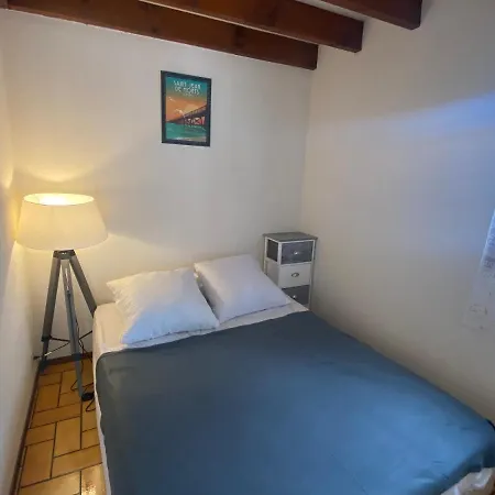 Holiday home Maisonnette Hameau Des Pins *