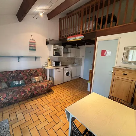 Holiday home Maisonnette Hameau Des Pins