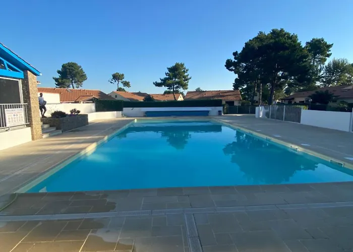 Holiday home Maisonnette Hameau Des Pins *